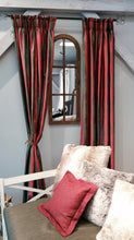 Laden Sie das Bild in den Galerie-Viewer, Streifen Satin
