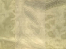 Laden Sie das Bild in den Galerie-Viewer, Store gelb gestreift